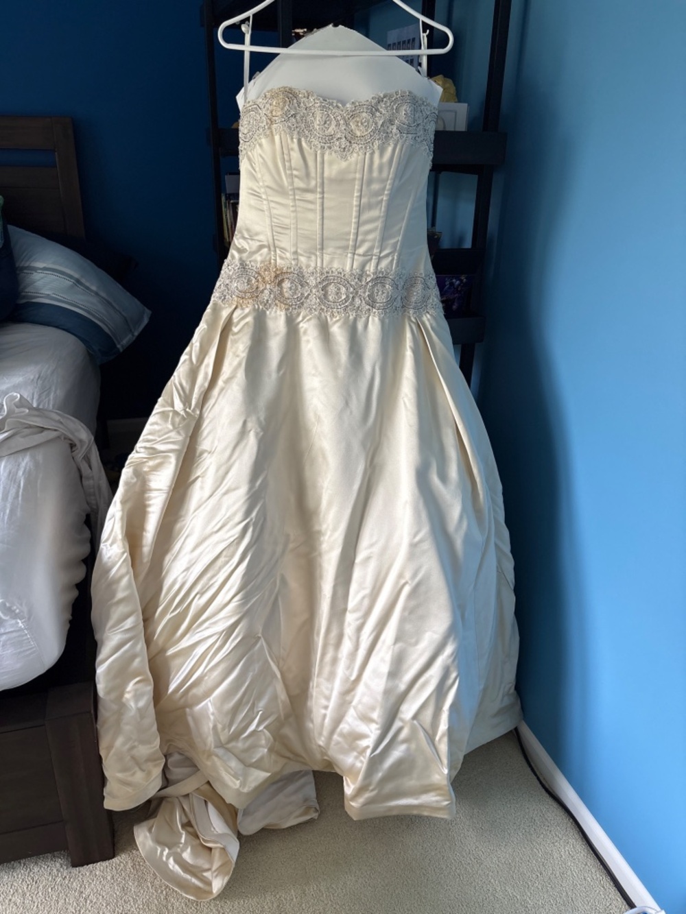 Judd Waddell Size 16 Pale Gold Wedding Gown + Toni Federici Veil